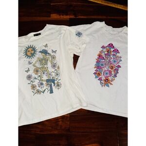 Social Scene Graphic Tee Bundle Womens L White Psychedelic Skeleton Mushroom 2pk